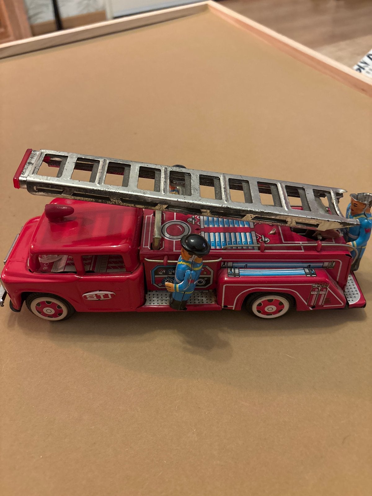 Vintage blikken brandweerwagen met uitschuifbare ladder, Ophalen of Verzenden
