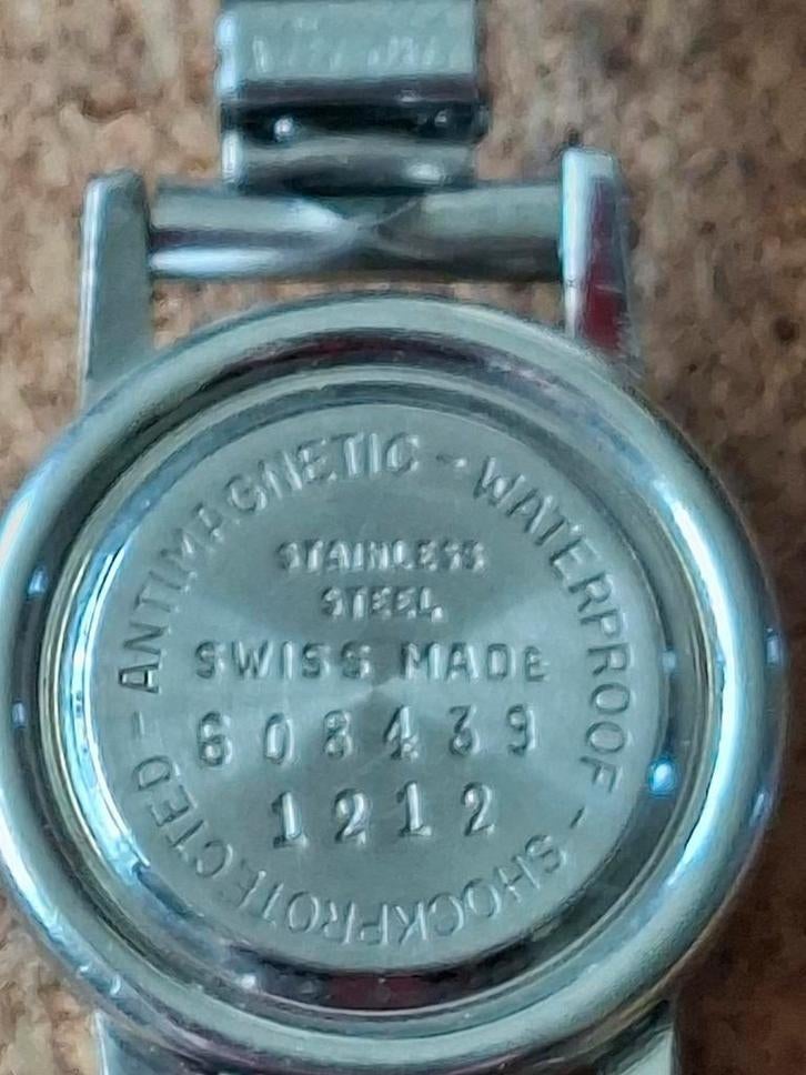 Baum & metier  dames  horloge  zwistes uurwerk, Ophalen of Verzenden