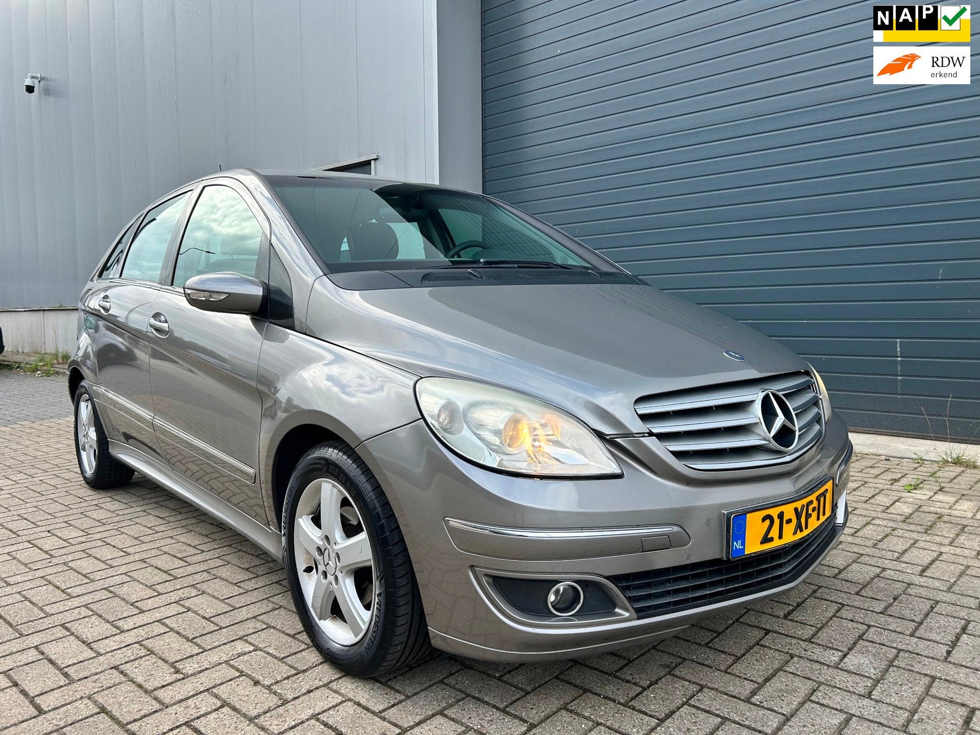 Mercedes-Benz B-klasse 170 AUT AIRCO NAP PDC, Stof, Gebruikt, 4 cilinders, 116 pk