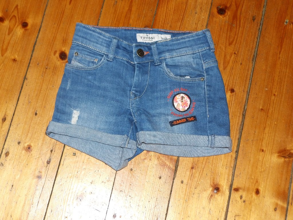 mooie Tiffosi short broek maat 110, Broek, Meisje, Ophalen of Verzenden, Zo goed als nieuw