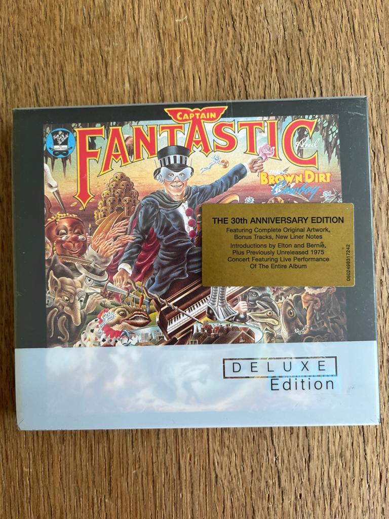 Elton John Captain gantastic and the brown dirt .., Ophalen of Verzenden, Zo goed als nieuw