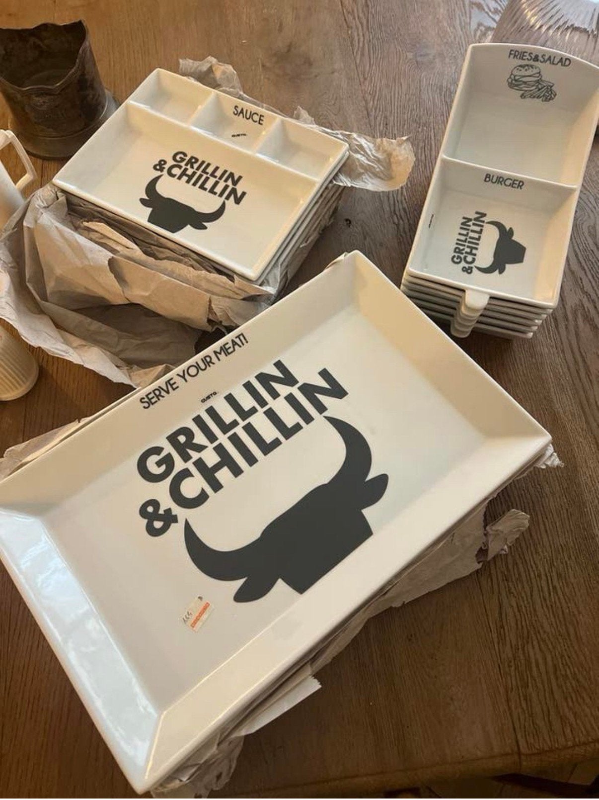 Nieuw Gusta Servies Set - Borden voor Grill & Chillin (12 st, Huis en Inrichting, Keuken | Servies, Ophalen, Zo goed als nieuw
