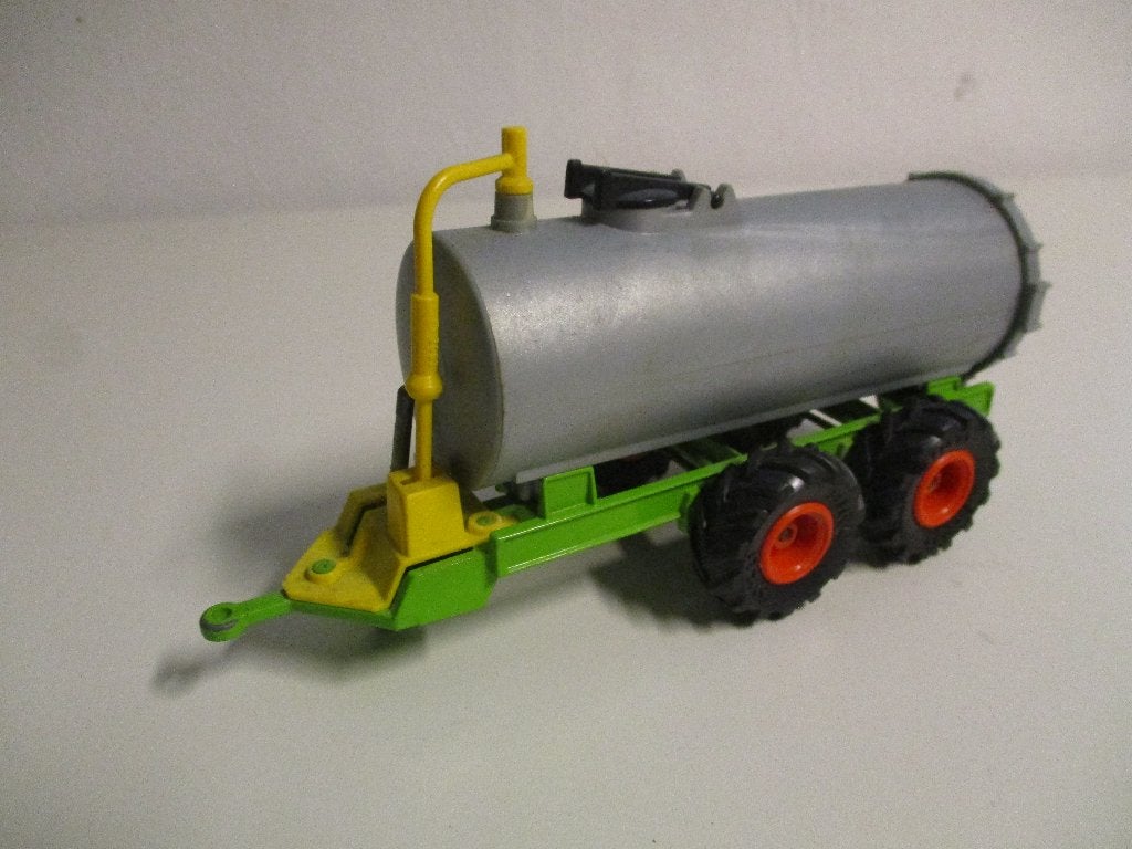 Siku giertankje( grijs), Hobby en Vrije tijd, Modelauto's | 1:32, Ophalen of Verzenden, Gebruikt, Tractor of Landbouw, SIKU