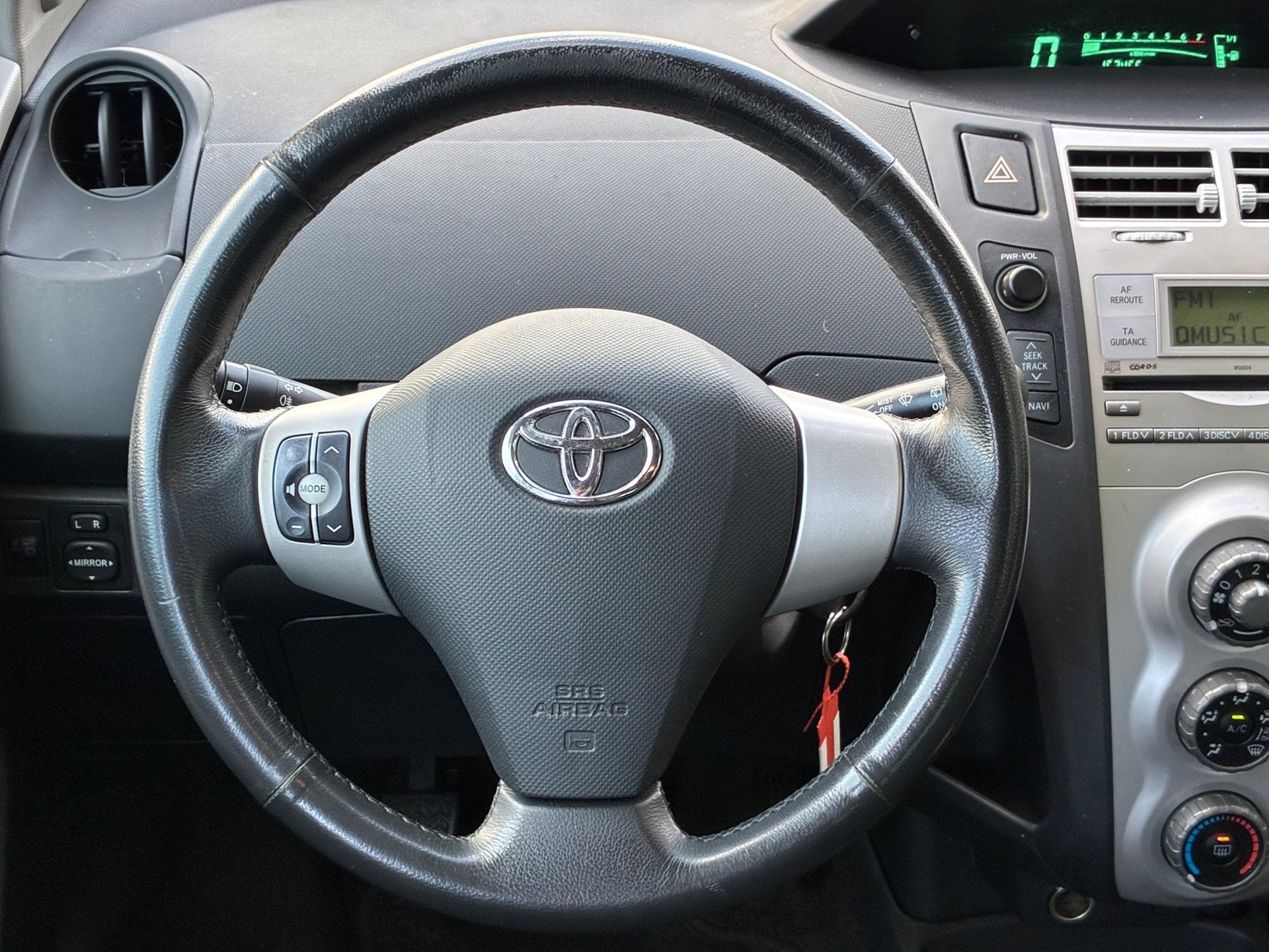 Toyota Yaris 1.3 VVTi Sol|2e Eigenaar|Airco|Elektr.ramen|Goe, Auto's, Voorwielaandrijving, 4 cilinders, 995 kg, Origineel Nederlands