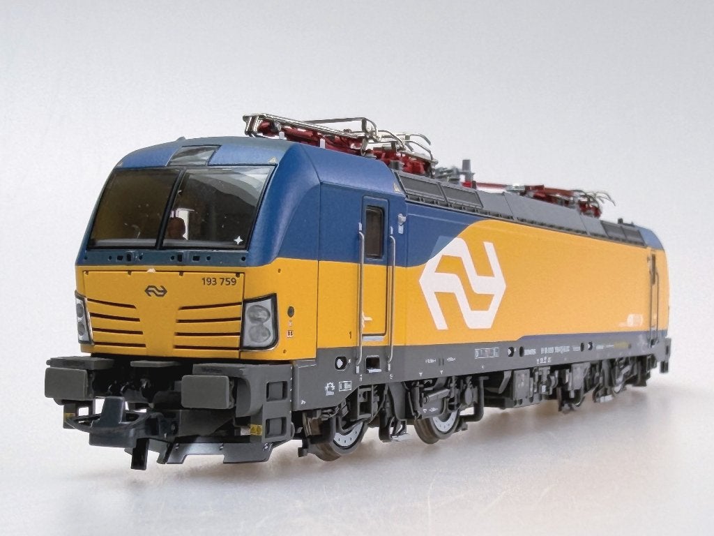 NS Vectron BR 193 locomotief (Roco 71973), Analoog, Ophalen of Verzenden, Zo goed als nieuw, Roco