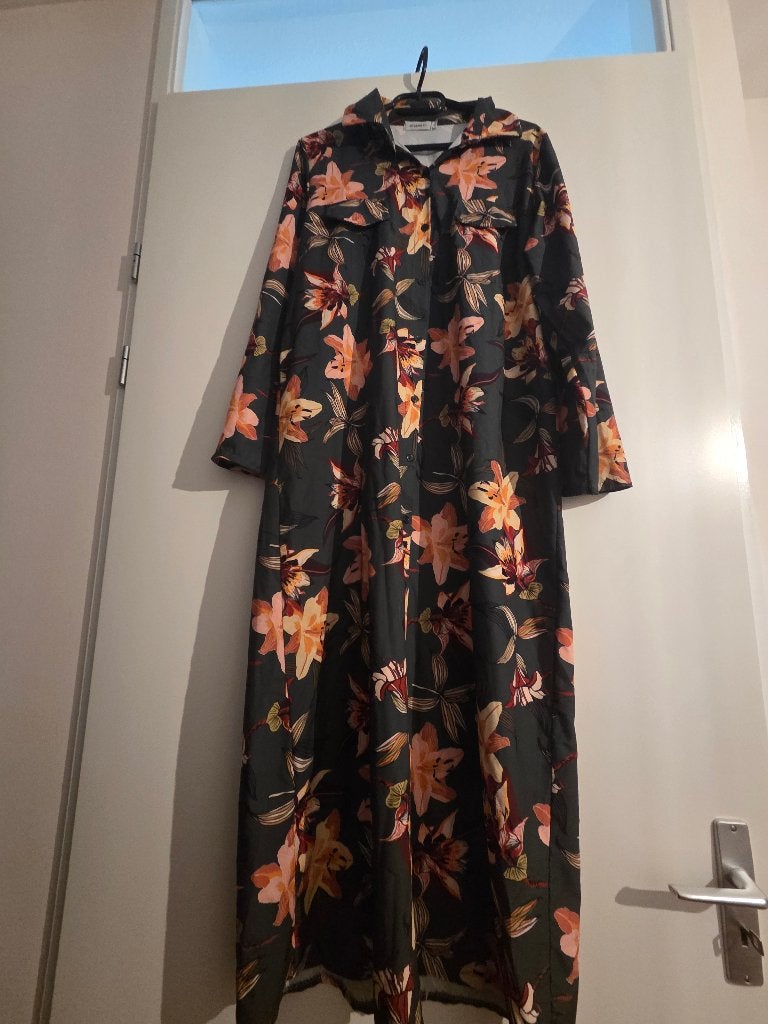 Jurk lang lange jurk blousejurk bloemen maat L 40, Kleding | Dames, Jurken, Ophalen of Verzenden, Zo goed als nieuw, Maat 38/40 (M)