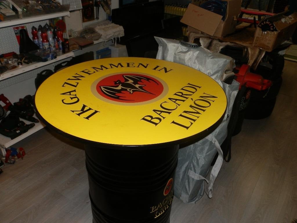 Biertafel Heineken Bacardi Harley Davidson, Ophalen, Nieuw, Rond, Staal