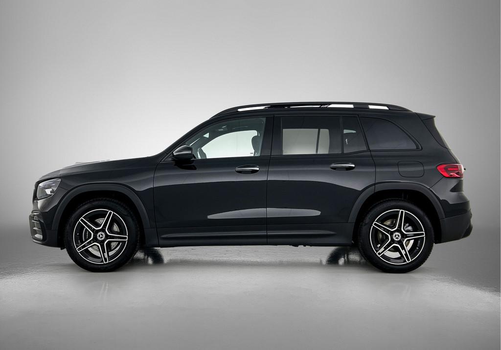 Mercedes-Benz GLB 180 Business Solution AMG 7p. | Trekhaak |, Auto's, Zwart, 4 cilinders, 7 stoelen, Zwart