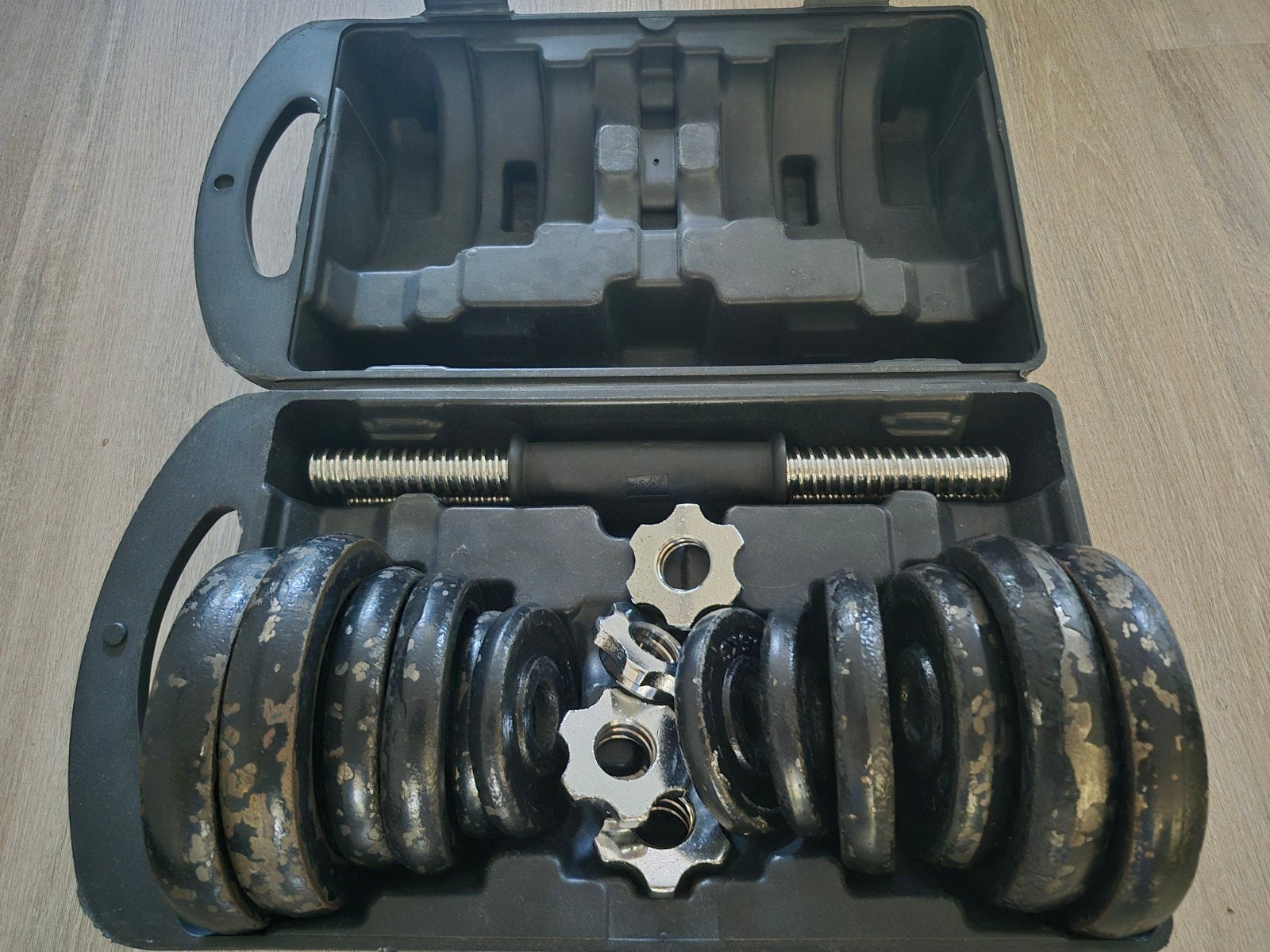Dumbbellset 2x10kg met koffer - Tunturi/XXL Nutrition, Sport en Fitness, Fitnessmaterialen, Ophalen, Gebruikt, Rug, Halterset