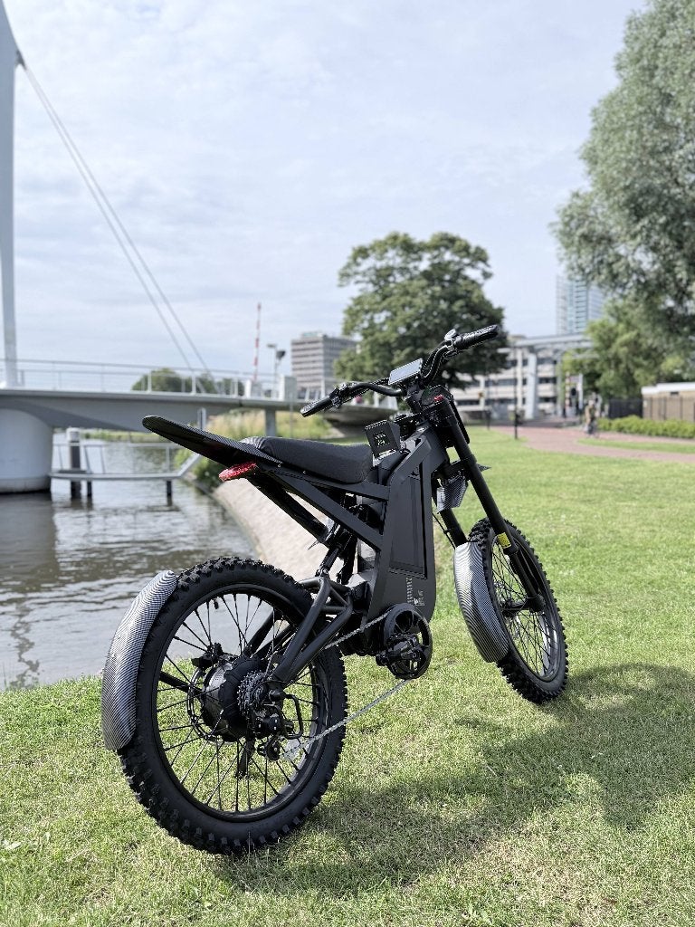 GT2000 - BLACK ON BLACK - NIEUW - BEZORGING MOGELIJK, 59 cm of meer, Ophalen of Verzenden, Nieuw, Overige merken