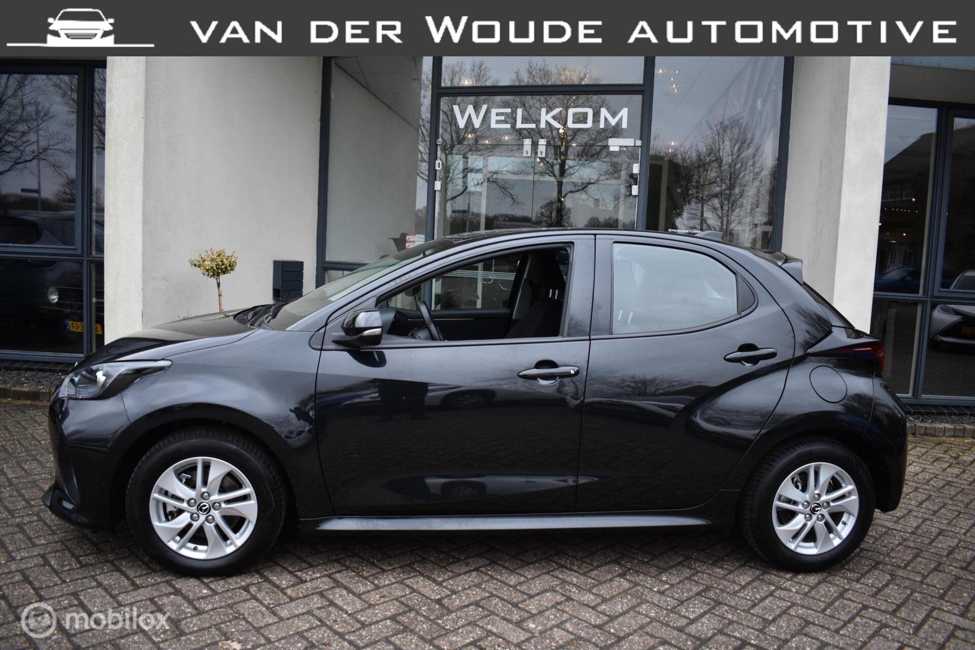 Mazda 2 Hybrid 1.5 Centre-line AUT. 2024|Camera|Carplay, Auto's, Euro 6, Zwart, Bedrijf, Hybride Elektrisch/Benzine