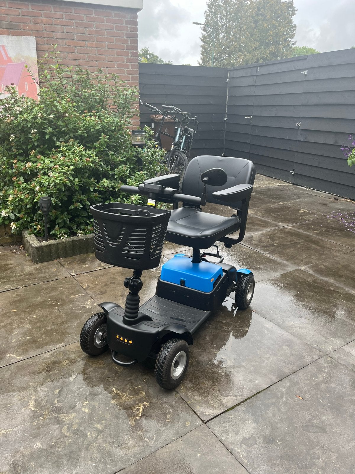 Opvouwbare scootmobiel, Ophalen, Zo goed als nieuw, Overige merken, 11 t/m 15 km/u