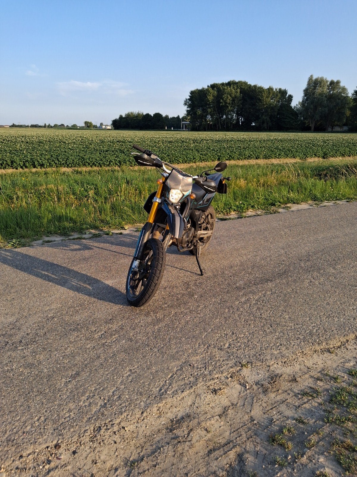Rieju mrt pro 2023, Fietsen en Brommers, Brommers | Overige merken, Ophalen, Maximaal 45 km/u, Zo goed als nieuw, 50 cc