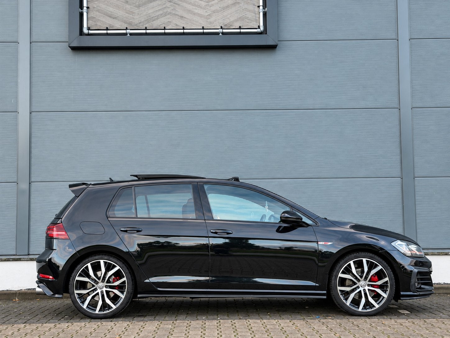 Foto 2 van Golf 7.5 GTI DSG | Pano | Leder | Virtual Cockpit | 19"