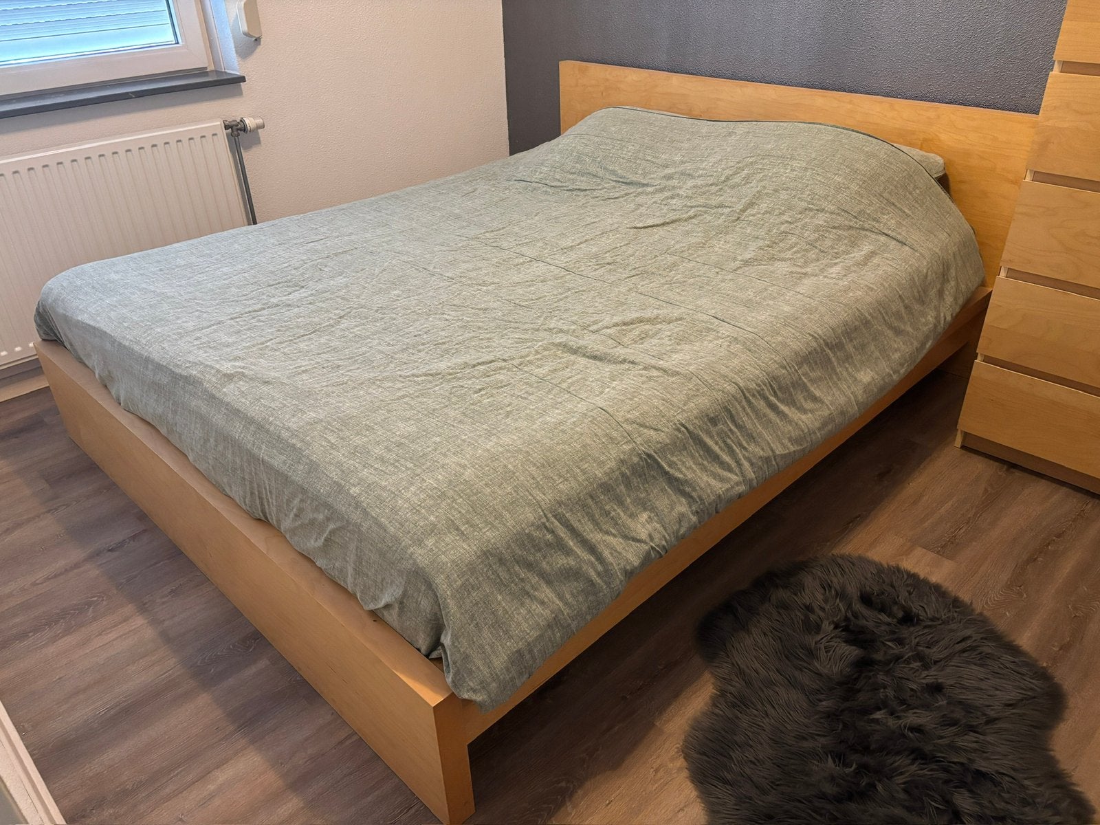 2 persoonsbed met extra dik matras !, Ophalen of Verzenden, Zo goed als nieuw, Tweepersoons, Wit