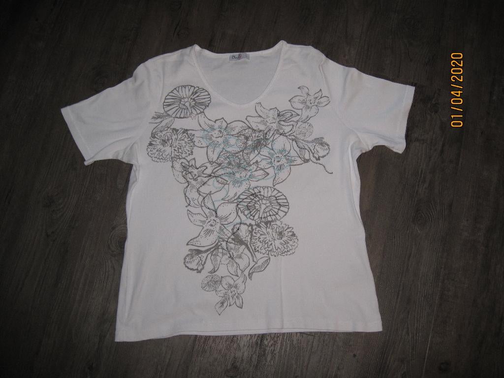 Oscar B. offwhite shirt met bloemen maat L, Kleding | Dames, T-shirts, Gedragen, Maat 42/44 (L), Wit, Korte mouw, Ophalen of Verzenden