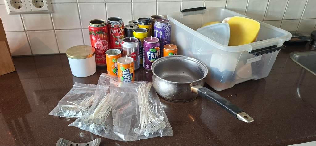 Knutselset voor kaarsen maken, Ophalen