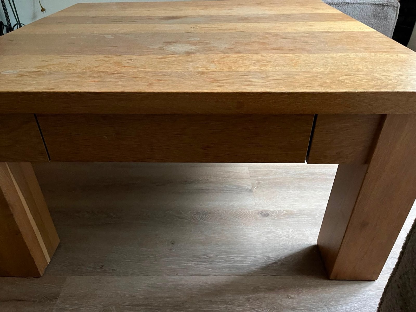 Eikenhouten salontafel met lades, Ophalen, Gebruikt, 100 tot 150 cm, 50 tot 100 cm