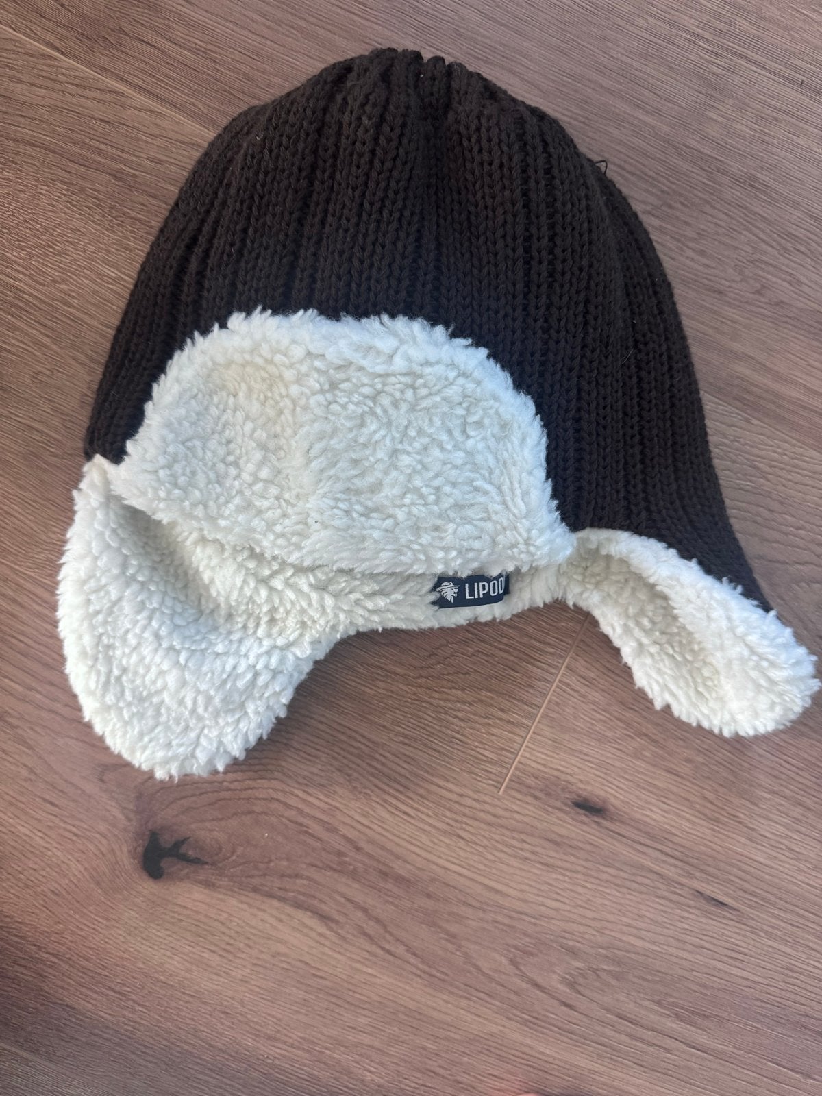 Warme muts met oorflappen - LIPOOD, Ophalen, Gebruikt, 110 t/m 116, Jongen of Meisje