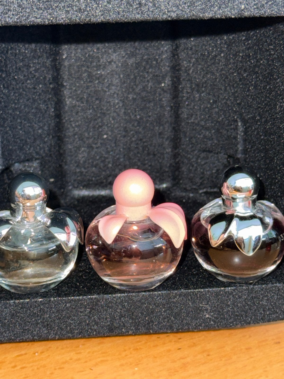 Nina Ricci parfum miniatuur setje, Ophalen of Verzenden, Zo goed als nieuw