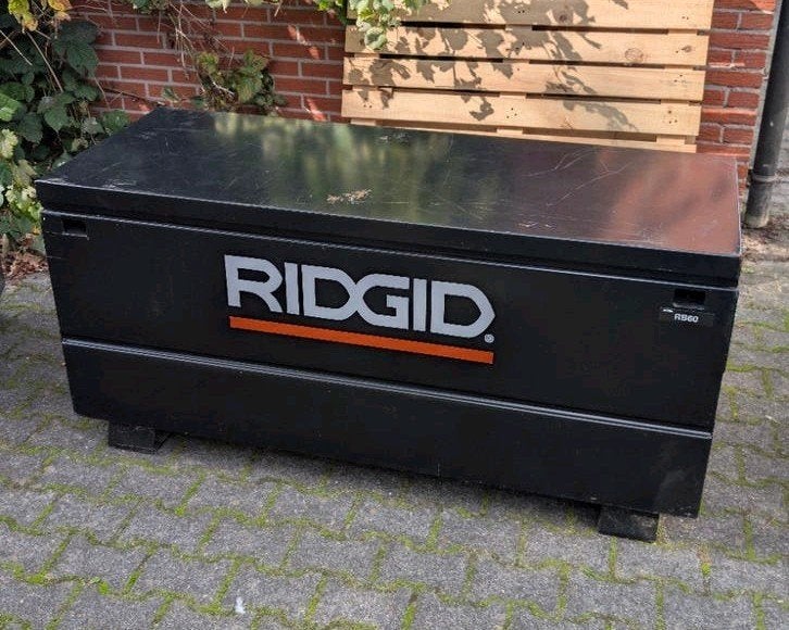 2x RIDGED RB60 zware gereedschaps-/bouwkisten, Ophalen