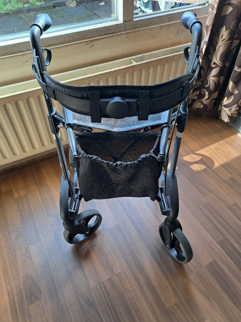 ROLLATOR TOPRO TROJA, Ophalen, Lichtgewicht, Gebruikt