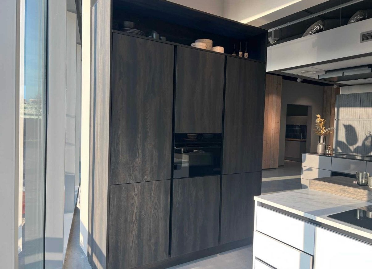 Showroom keuken Schröder + Bosch apparatuur, Ophalen, Zo goed als nieuw
