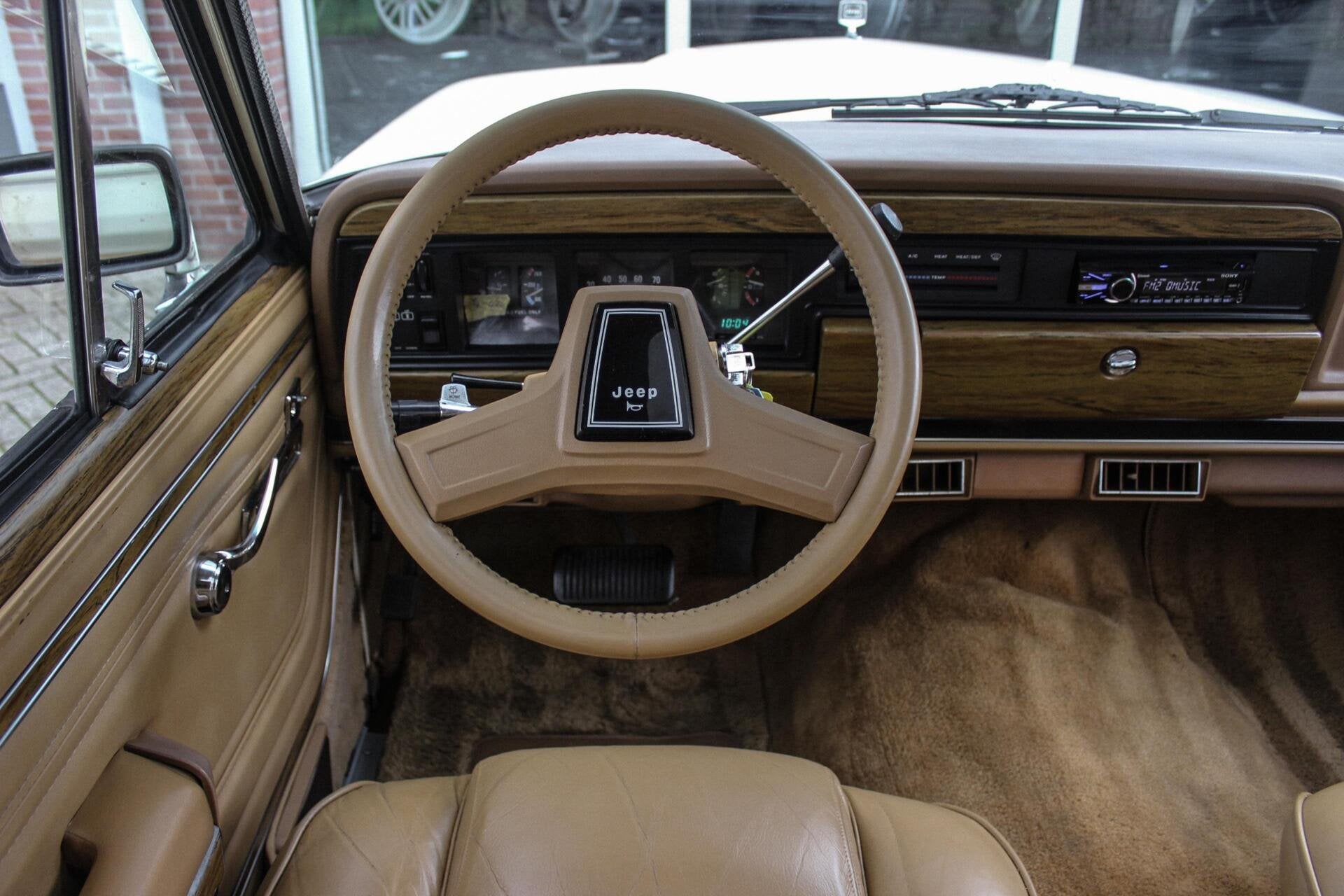 Jeep Wagoneer 5.9 V8 Limited Wagon | Origineel | 1979 | Dakr, foto 11