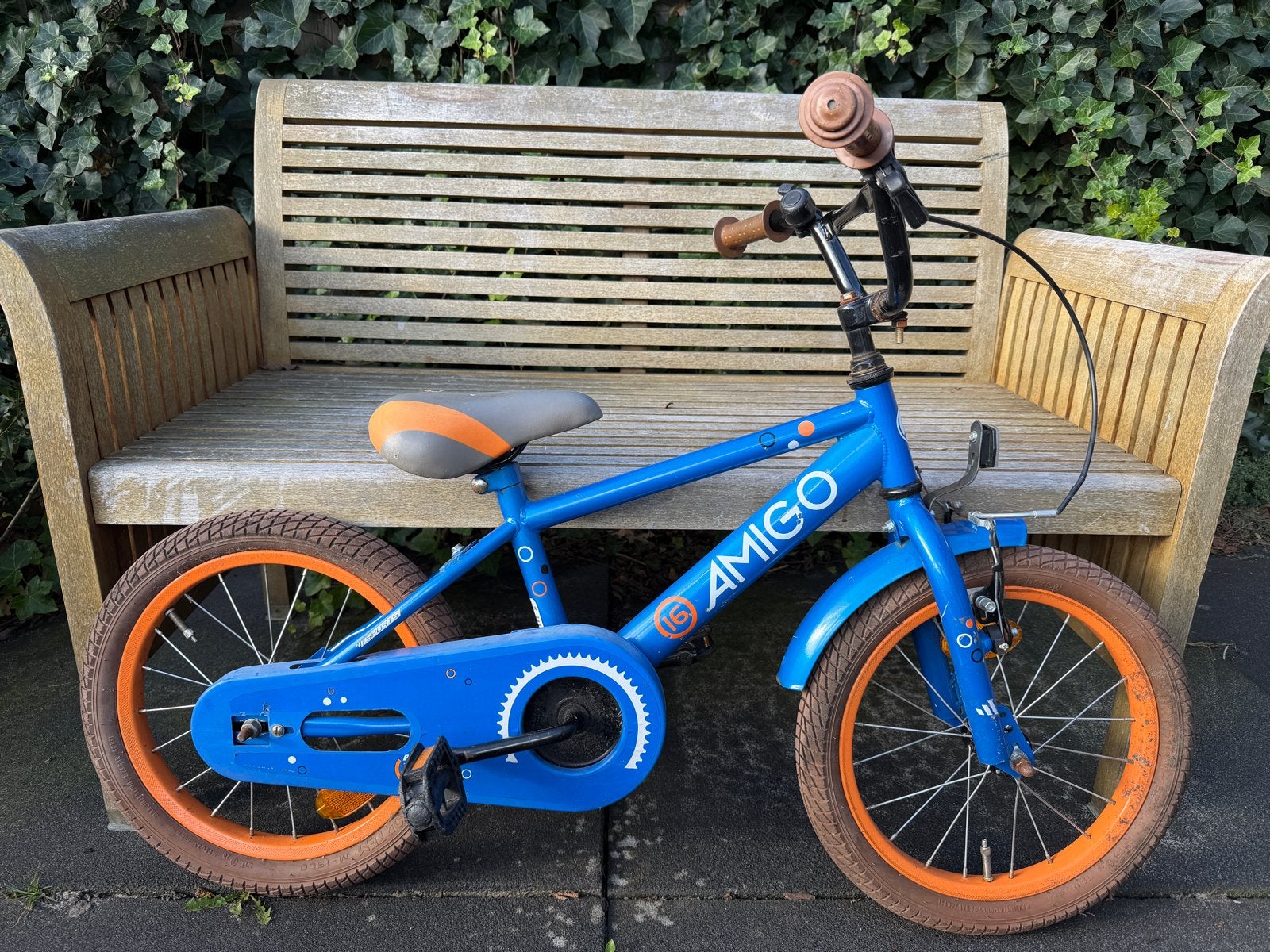 Amigo Kinderfiets 16 inch - Blauw, Fietsen en Brommers, Ophalen, Gebruikt, 16 tot 20 inch, Zijwieltjes