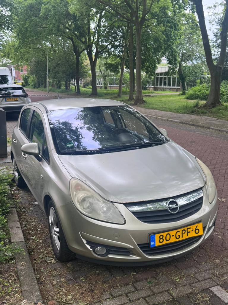 Opel Corsa 1.4 16V 5D 2008 Beige, Auto's, Opel, Voorwielaandrijving, 1063 kg, 4 cilinders, Origineel Nederlands