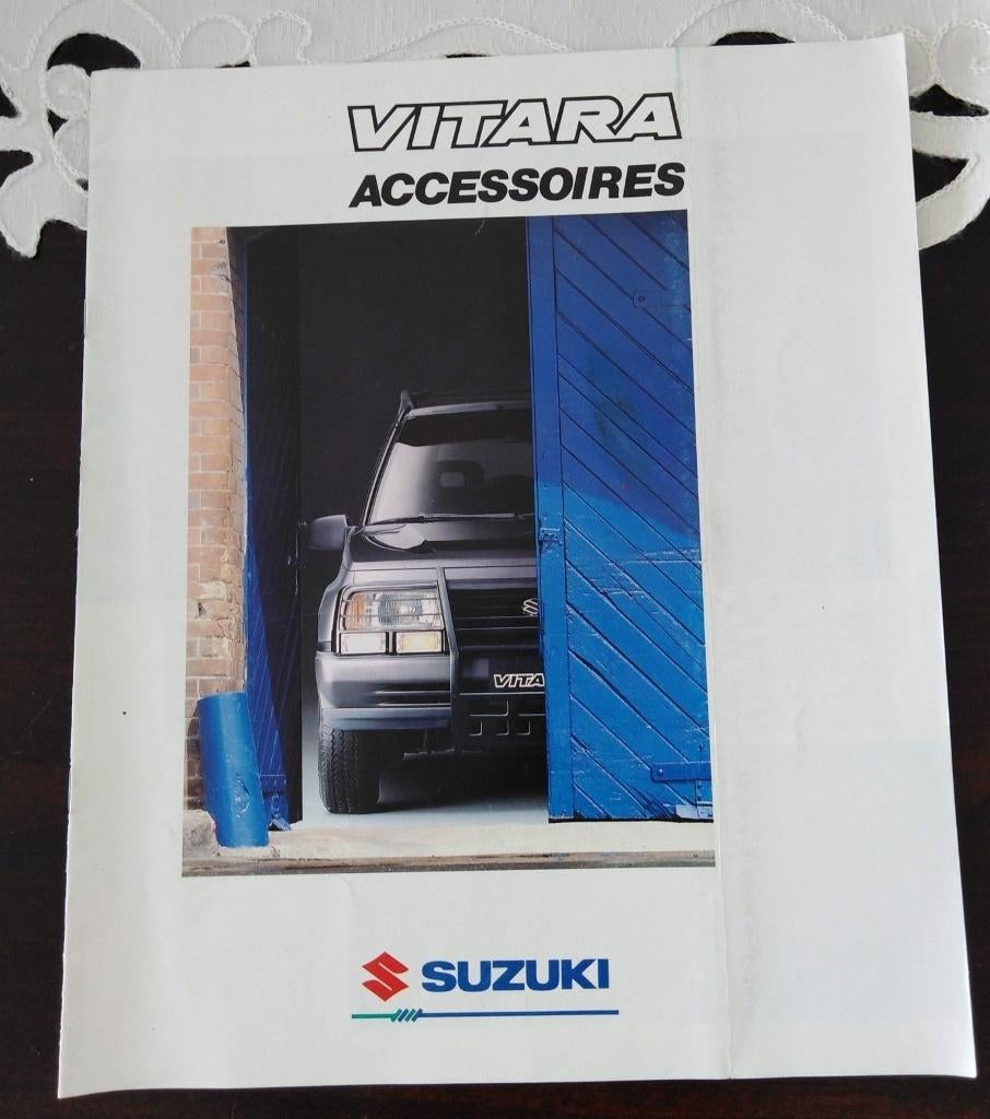 Brochure - SUZUKI Vitara Accessoires - 1988, Ophalen of Verzenden, Gelezen, Overige merken