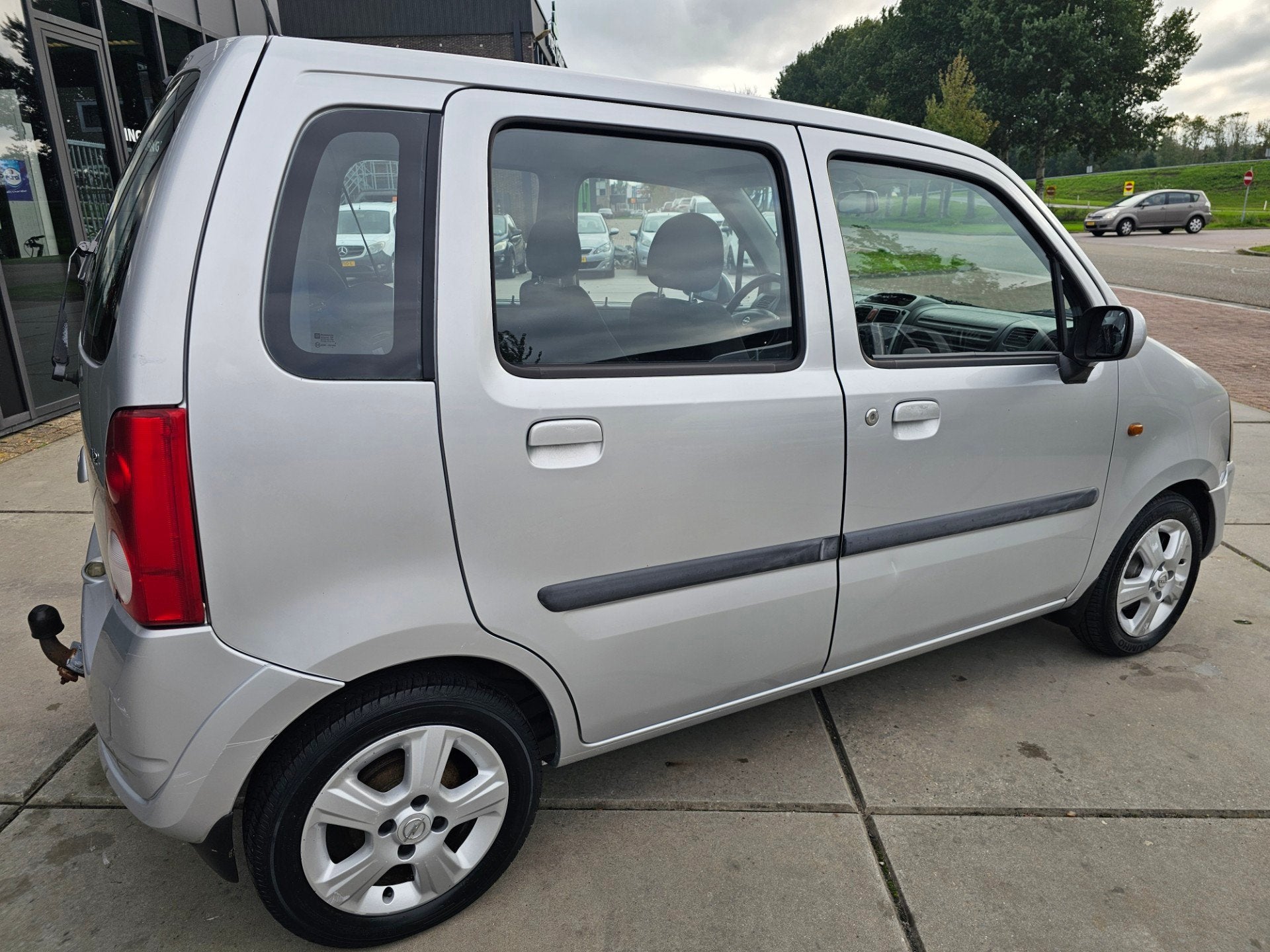 Opel Agila 1.2-16V Maxx - Electr Ramen - Stuurbekr -, Auto's, Voorwielaandrijving, Stof, Zwart, Elektrische ramen