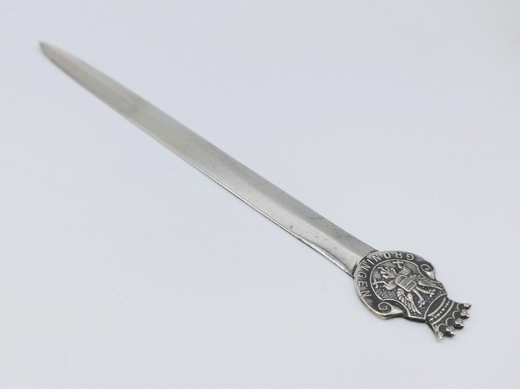 Zilveren brievenopener met wapen van Groningen, ca. 1950, Antiek en Kunst, Verzenden, Zilver