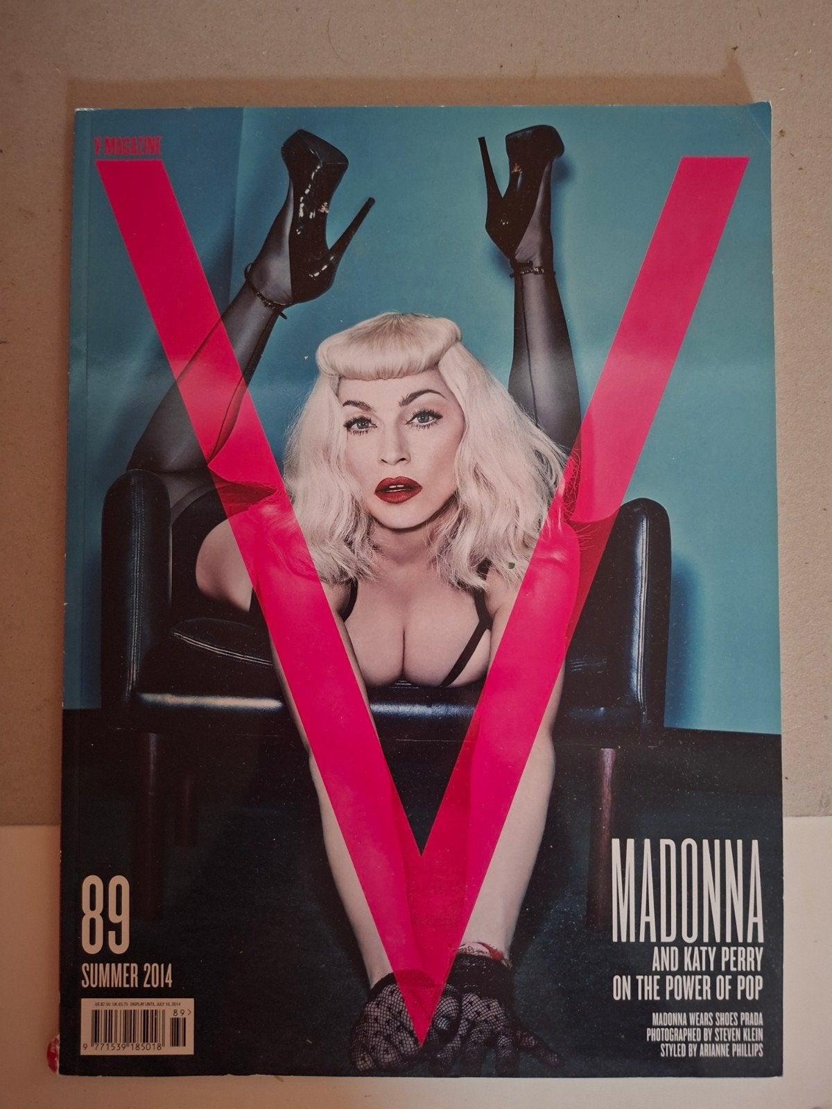 v magazine 2014 madonna fashion magazine tijdschriften, Verzenden, 1980 tot heden, Buitenland, Tijdschrift