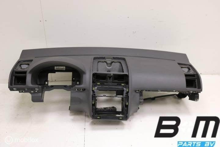 Dashboard VW Touran 1Tmodel 2009 1T1857001, Gebruikt