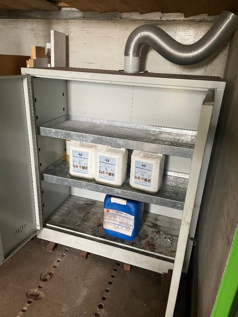 Bestrijdingsmiddelenkast metaal, Ophalen, Gebruikt, Onkruidbestrijding