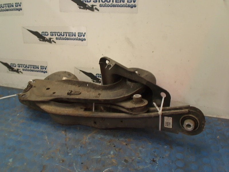 Draagarm Links Achter SET Volkswagen Golf VII Variant (AUVV), Gebruikt, Volkswagen, Volkswagen AG, Kundenbetreuung@volkswagen.de