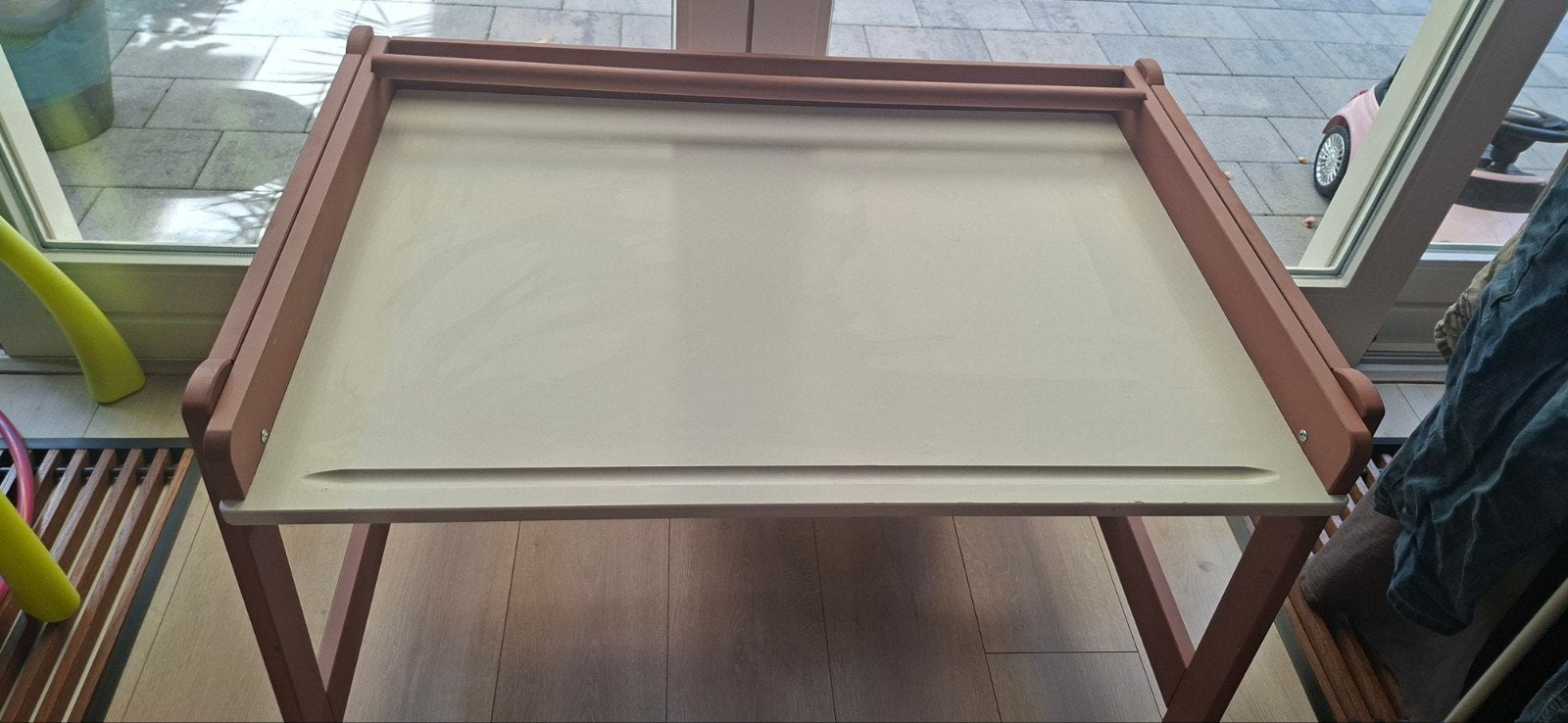 kindertafel, 150 tot 300 cm, Ophalen of Verzenden, Gebruikt, Knikarmscherm