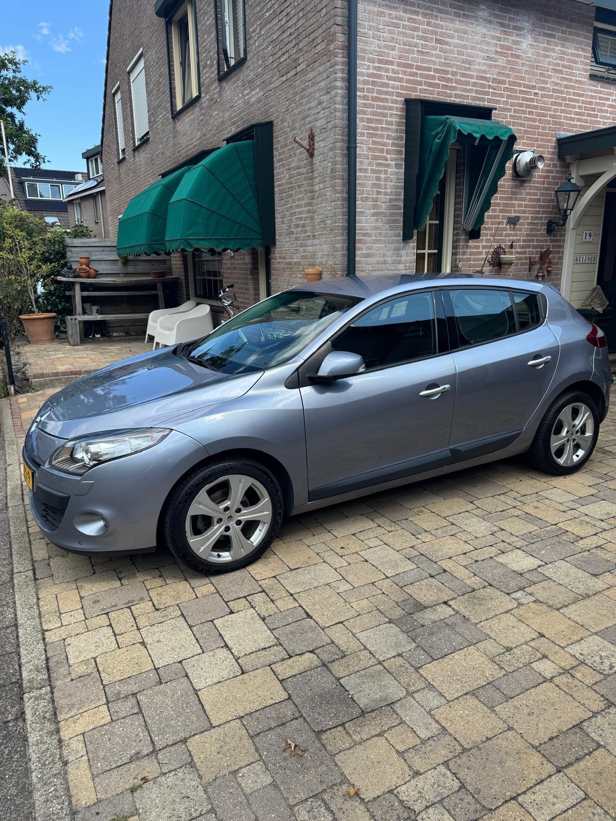 Renault Mégane 2.0 16V 103KW HB CVT 2011 Blauw, 4 cilinders, Blauw, Origineel Nederlands, Particulier