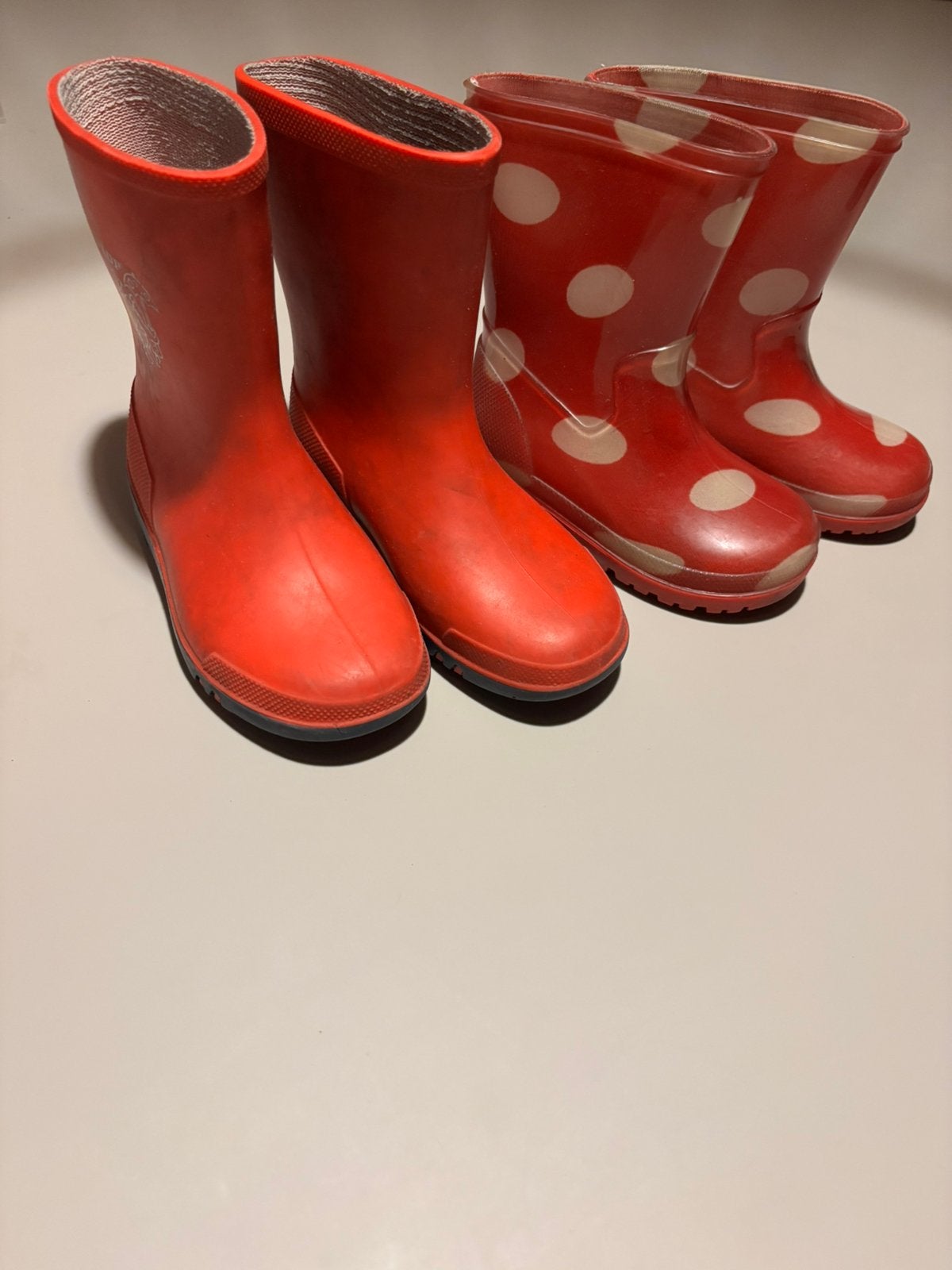 Twee paar rode regenlaarzen - maat 21 & 23, Gebruikt, Jongen of Meisje, Ophalen of Verzenden, Laarzen
