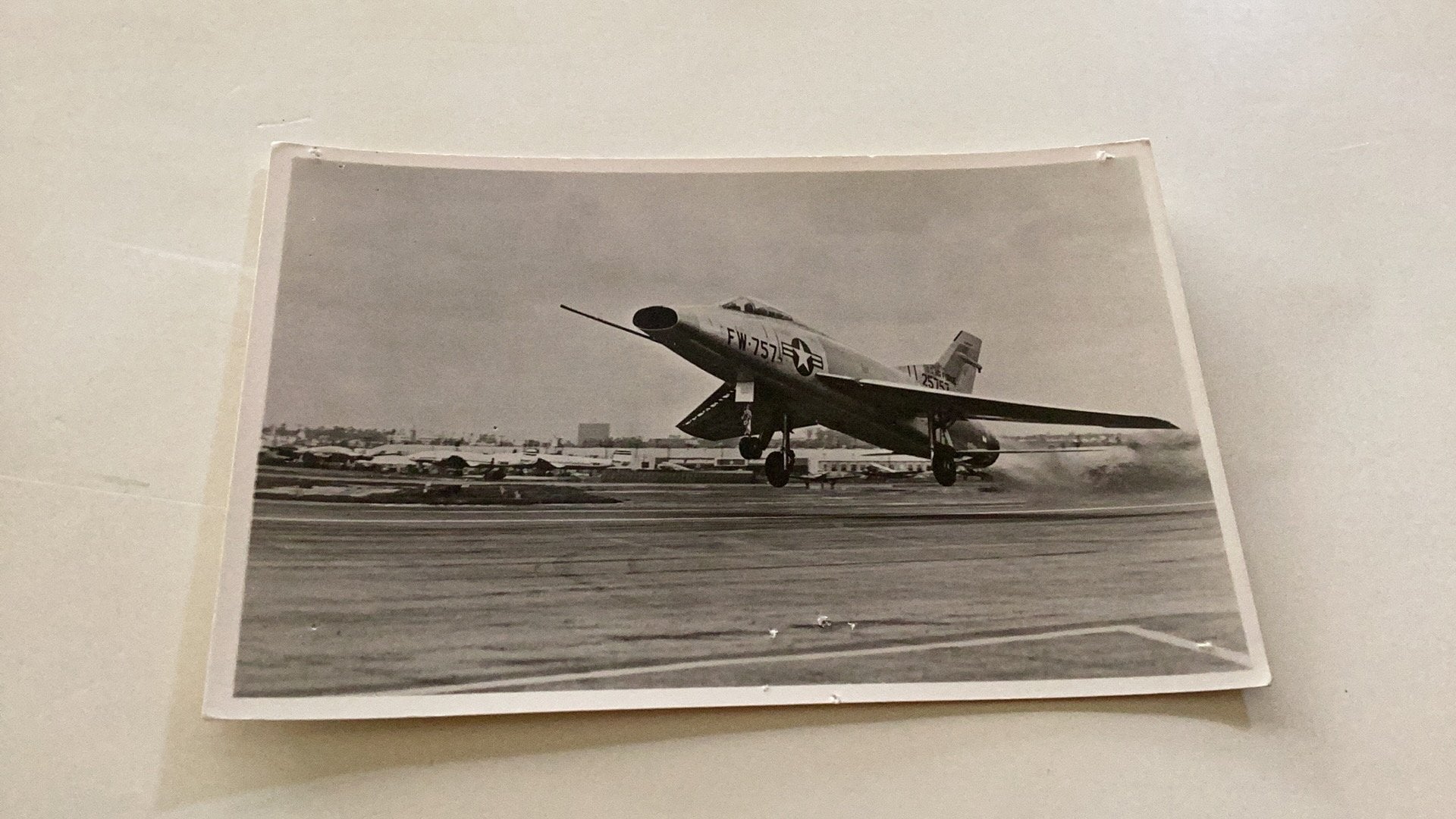 F 100 Super Sabre fotokaart, Ophalen of Verzenden, Zo goed als nieuw, Kaart, Foto of Prent