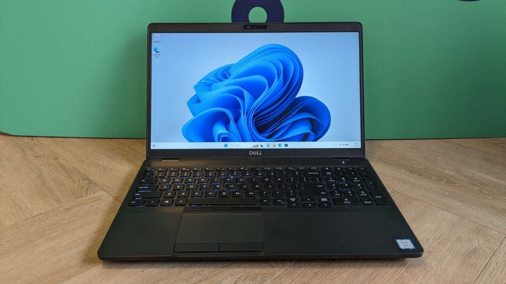 Dell Precision 3541 - Intel Xeon E-2276M / 16GB DDR4 / 256GB, Niet ingevuld, Gebruikt, Intel Xeon E-2276M, Niet ingevuld