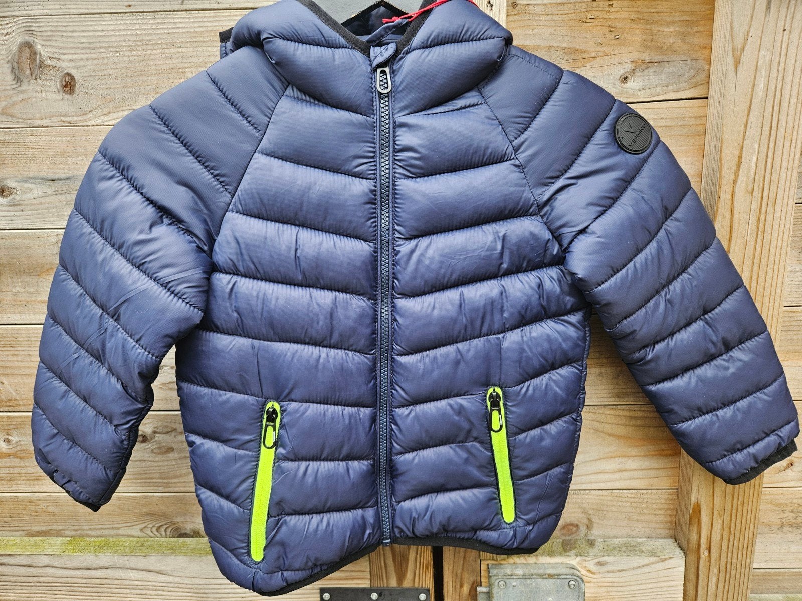 Donkerblauw Vingino jack - Maat 104, Kinderen en Baby's, Kinderkleding | Maat 104, Nieuw, Ophalen of Verzenden, Vingino, Jongen