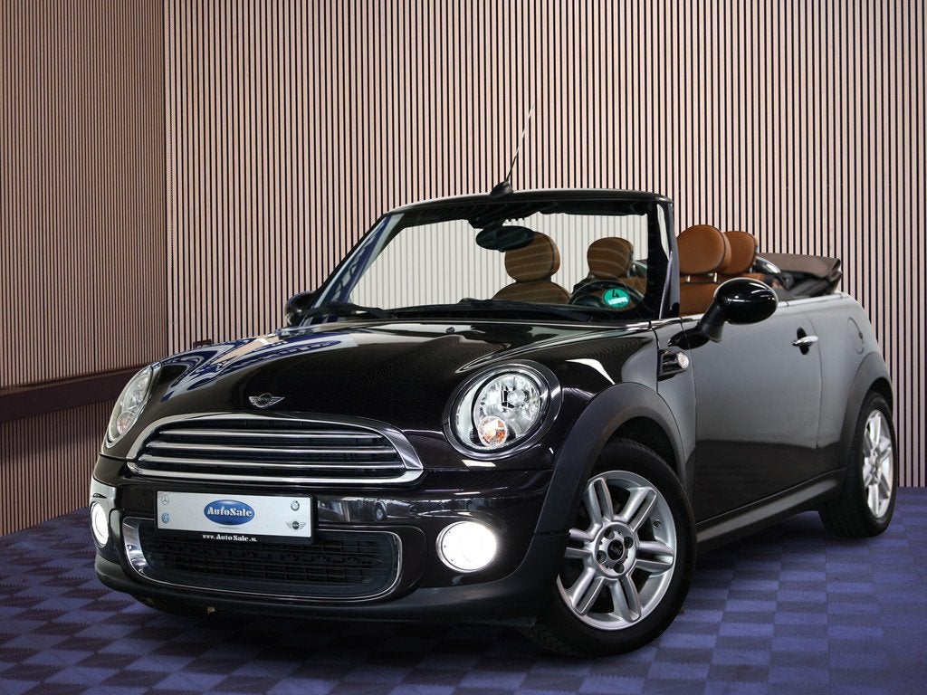 MINI 1.6 Cooper Cabriolet AUTOMAAT Chili LEDER NAVI BT STOEL, Auto's, 15 km/l, Gebruikt, Zwart, 4 cilinders