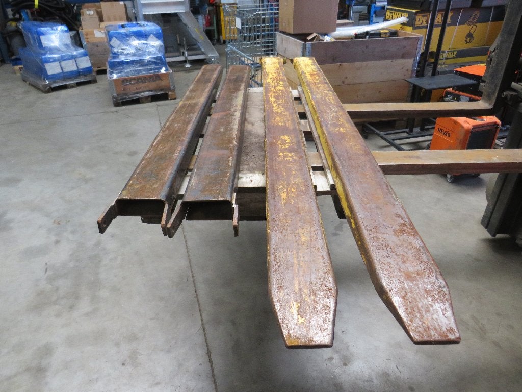verlenglepels overschuiflepels 180cm en 240cm, Ophalen, Gebruikt, Zandhaarweg, Verlenglepels