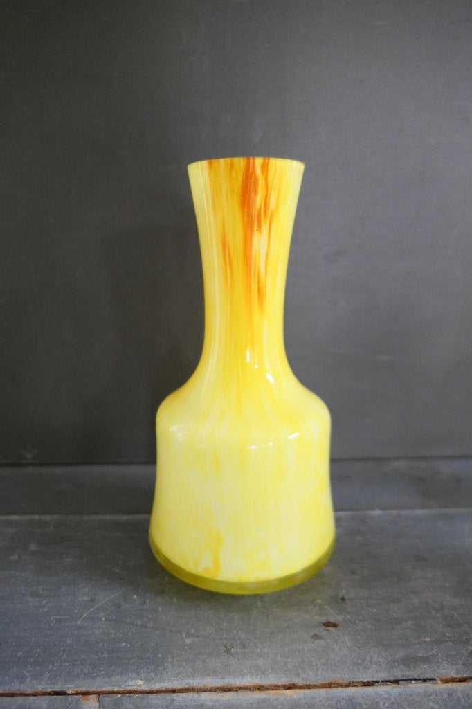 Vintage glazen vaas gemêleerd geel, Antiek en Kunst, Verzenden