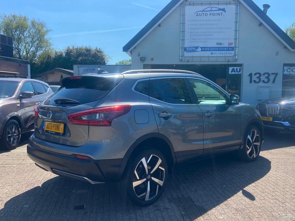 Nissan Qashqai 1.2 TEKNA PANO/360CAM/LANE/BLINDSPOT/KEYLESS, Lichtsensor, Gebruikt, 4 cilinders, 116 pk