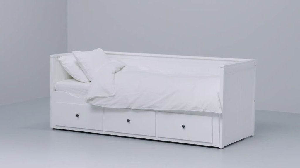 Ikea bedbank HEMNES ( incl. 2 matrassen), Ophalen, Gebruikt, Wit, Tweepersoons