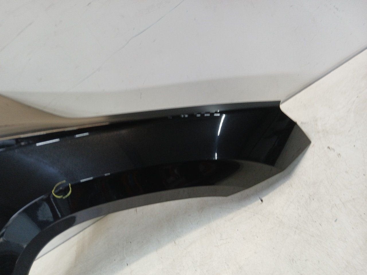 Spatbord rechts voor Skoda Karoq, Onderdelen@venauto.nl, Van der Ven Autorecycling B.V., Gebruikt, Ettenseweg 76, 4706 PB Roosendaal, The Netherlands