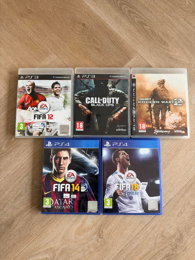 PS3 & PS4 Games: FIFA 12, FIFA 14, FIFA 18, Call of Duty, Gebruikt, Vanaf 18 jaar, Eén computer, Ophalen of Verzenden